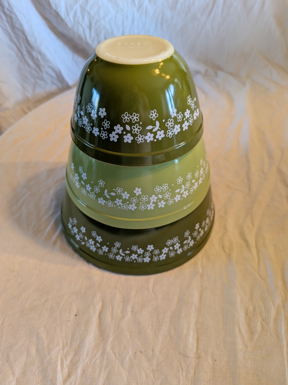 Vintage Pyrex Spring Blossom Green (Crazy Daisy) Mixing Bowl Set of 3